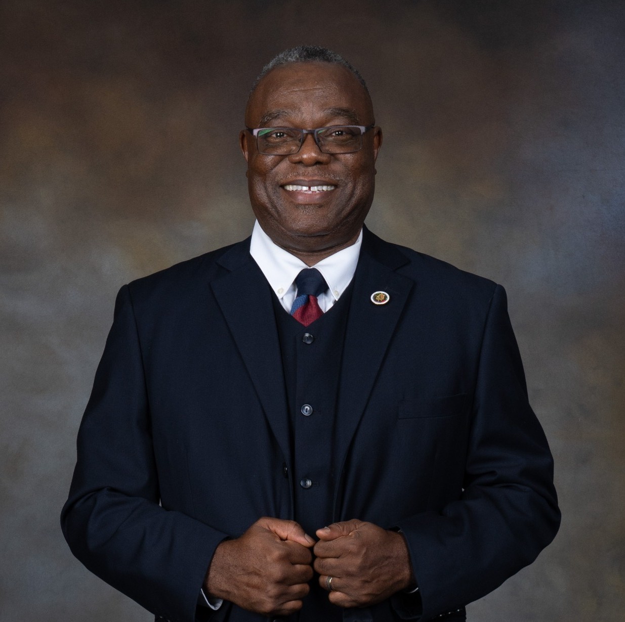 Dr. Etienne Mwarabu